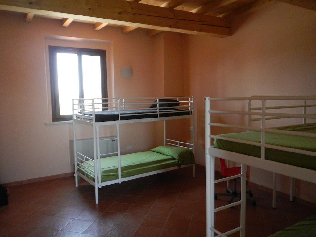 La Cascina Del Sole Hostel Rivarolo del Re ed Uniti ห้อง รูปภาพ